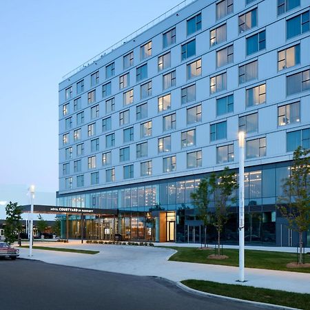Courtyard By Marriott Montreal Laval Hotel Buitenkant foto